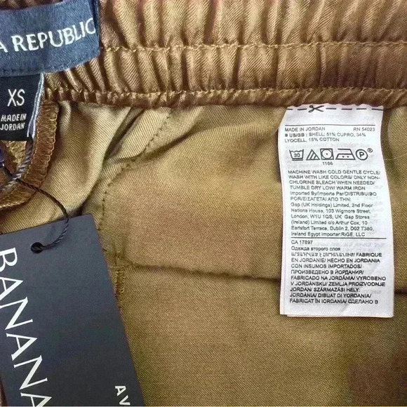 NWT Banana Republic Gold/Mustard Pants - Picture 5 of 6